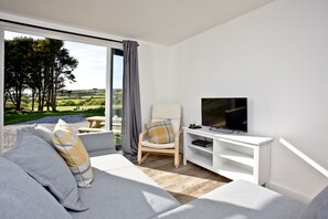 Wheal Rose Lodge- Beautifully Fitted, Helston | Living area