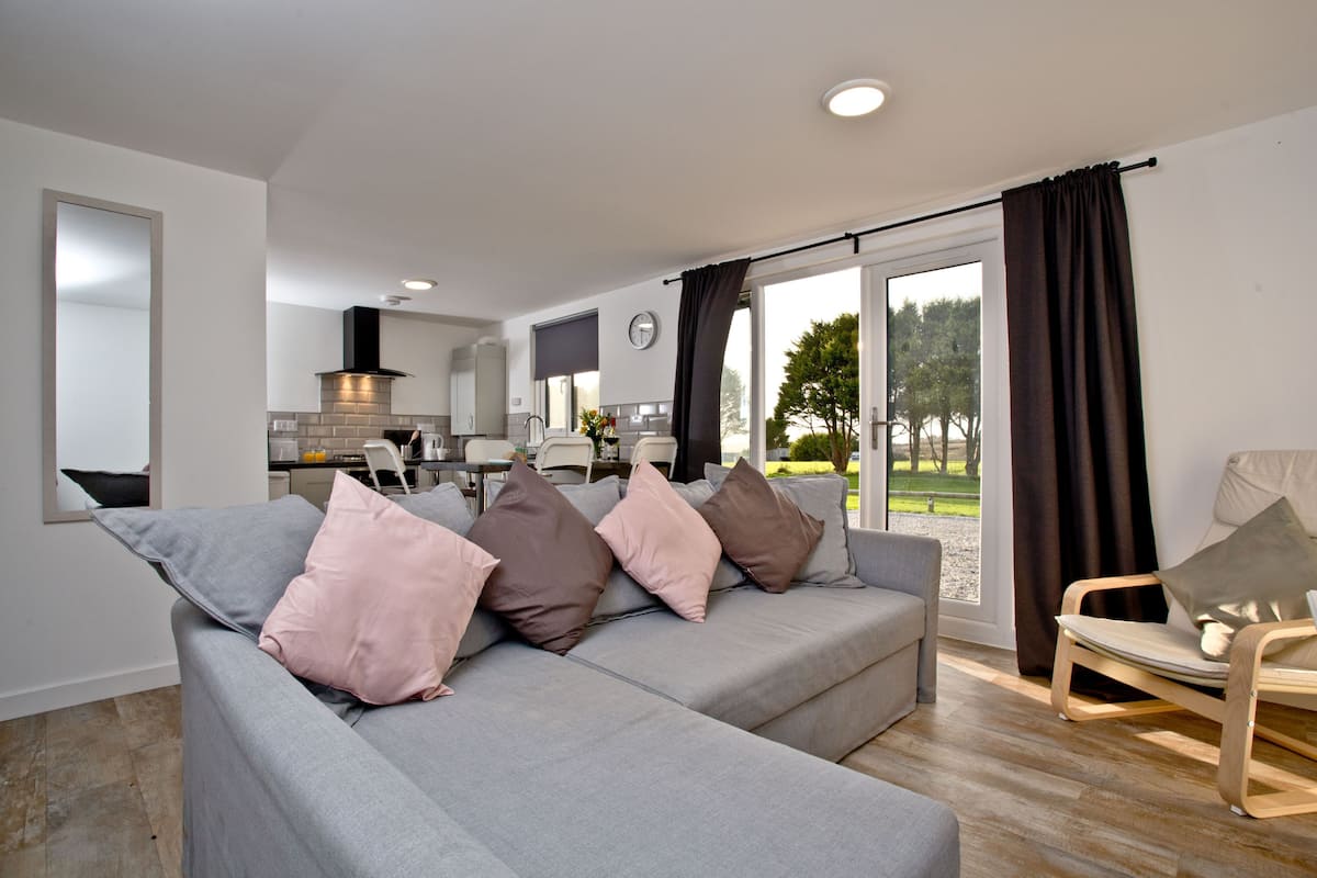 Wheal Jewel | Living room | Flat-screen TV