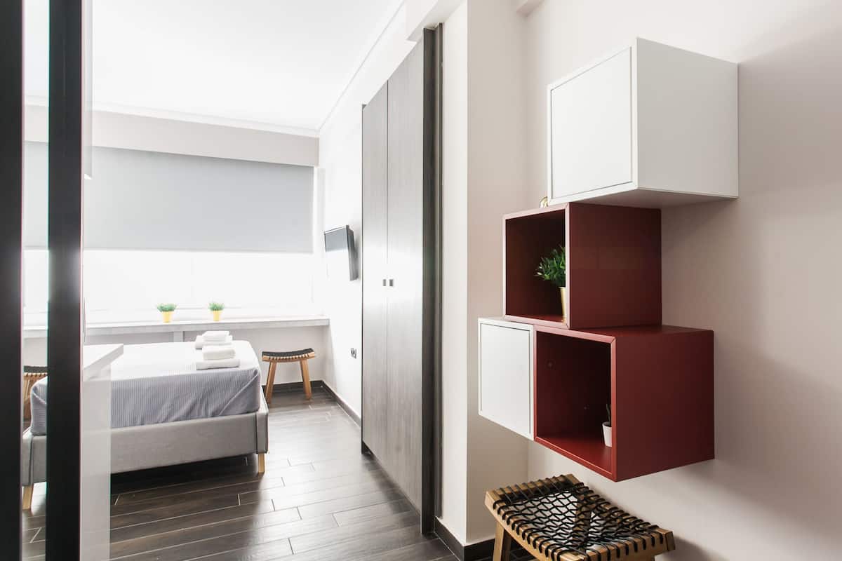 Standard Studio | Soundproofing, iron/ironing board, WiFi (free), bed sheets