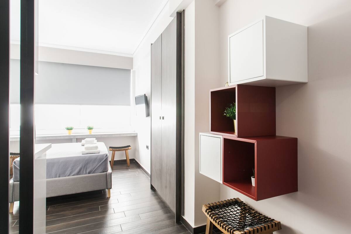 Studio Standard | Chambres insonorisées, fer et planche à repasser, Wi-Fi gratuit