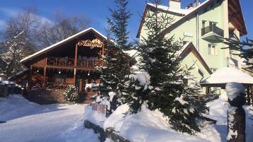 Bagian depan properti