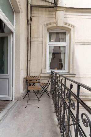 Monolocale (67) | Balcone