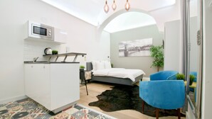 Studio | Living area - Standard Apartment by Hi5 - Nagysándor street (Budapest)