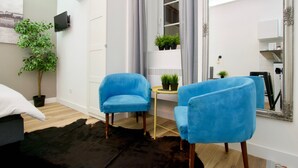 Courtyard - Standard Apartment by Hi5 - Nagysándor street (Budapest)