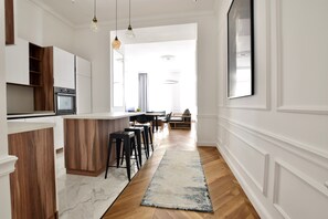 Suite, 3 Bedrooms | Private kitchen | Fridge, microwave, oven, stovetop - Luxury Apartment by Hi5 - Bazilika Suite (Budapest)