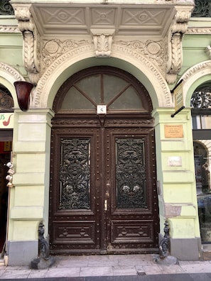 EntrĂ©e de lâhĂ©bergement