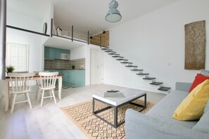 Appartamento, 1 camera da letto | Area soggiorno