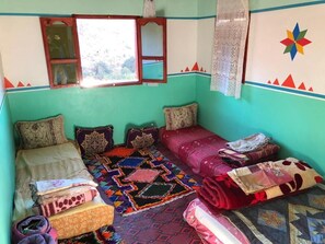 Free WiFi, bed sheets