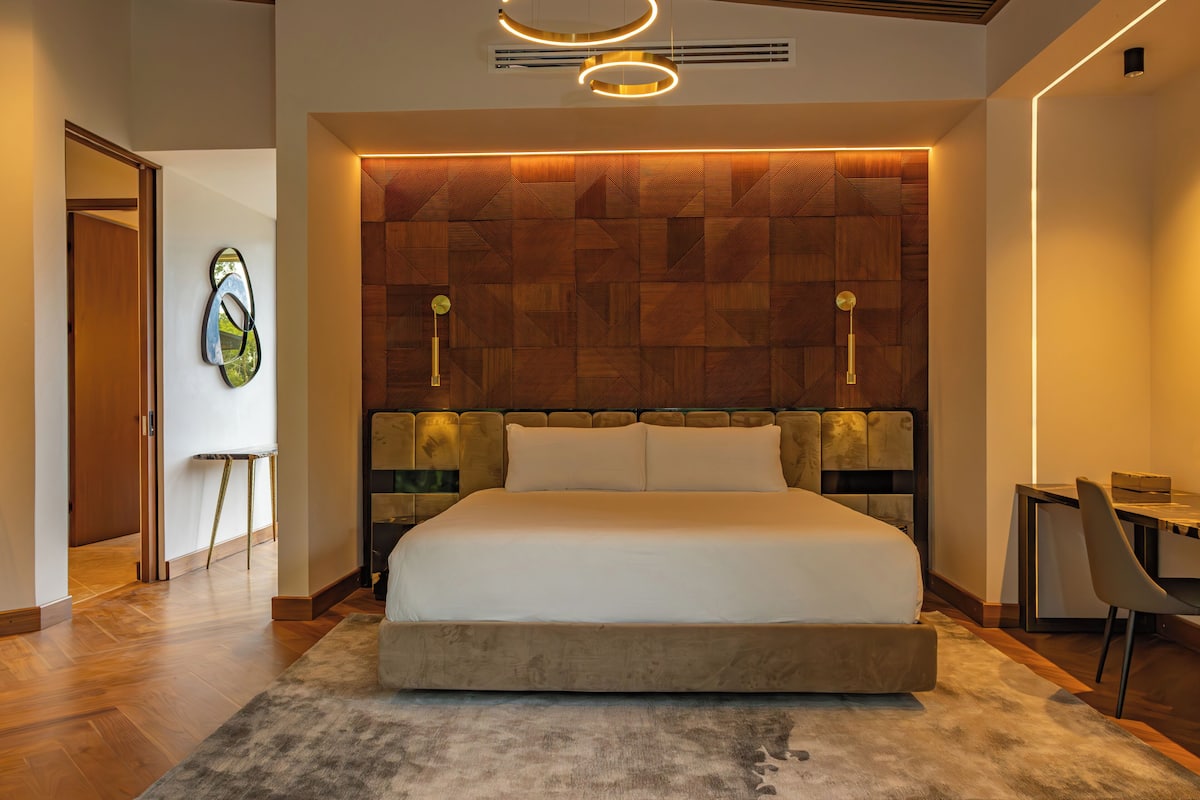 Premium bedding, memory-foam beds, minibar, in-room safe