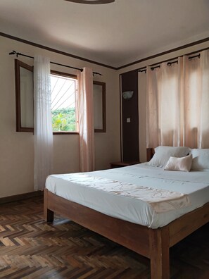 1 bedroom, laptop workspace, blackout curtains, rollaway beds