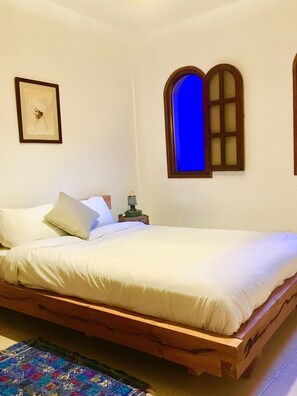 Wifi gratis y ropa de cama 