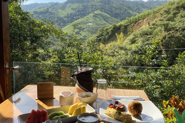 Free daily full breakfast