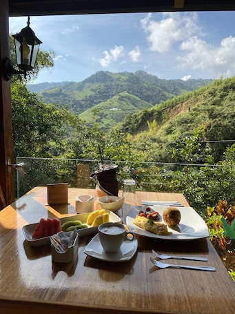 Free daily full breakfast. Piripe Wellness Lodge