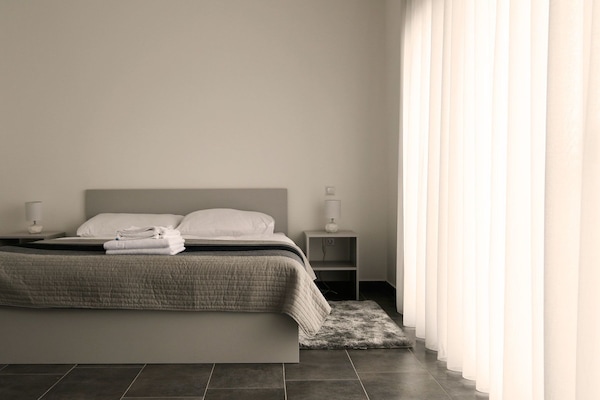 Double Room, Balcony | Hypo-allergenic bedding, desk, blackout curtains, rollaway beds