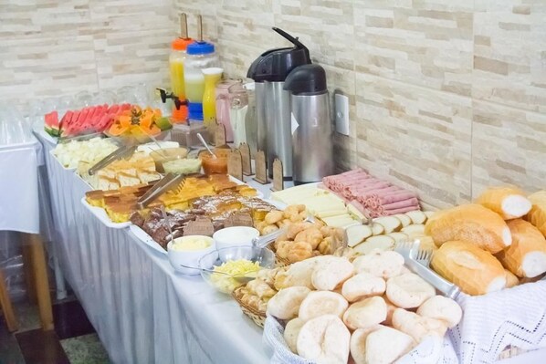 Petit déjeuner buffet compris tous les jours