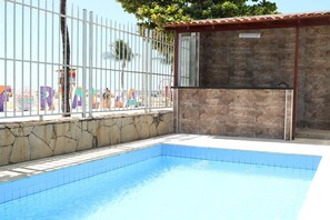 Bar (en la propiedad)