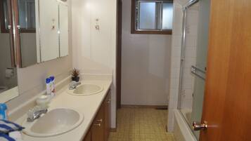 House | Bathroom