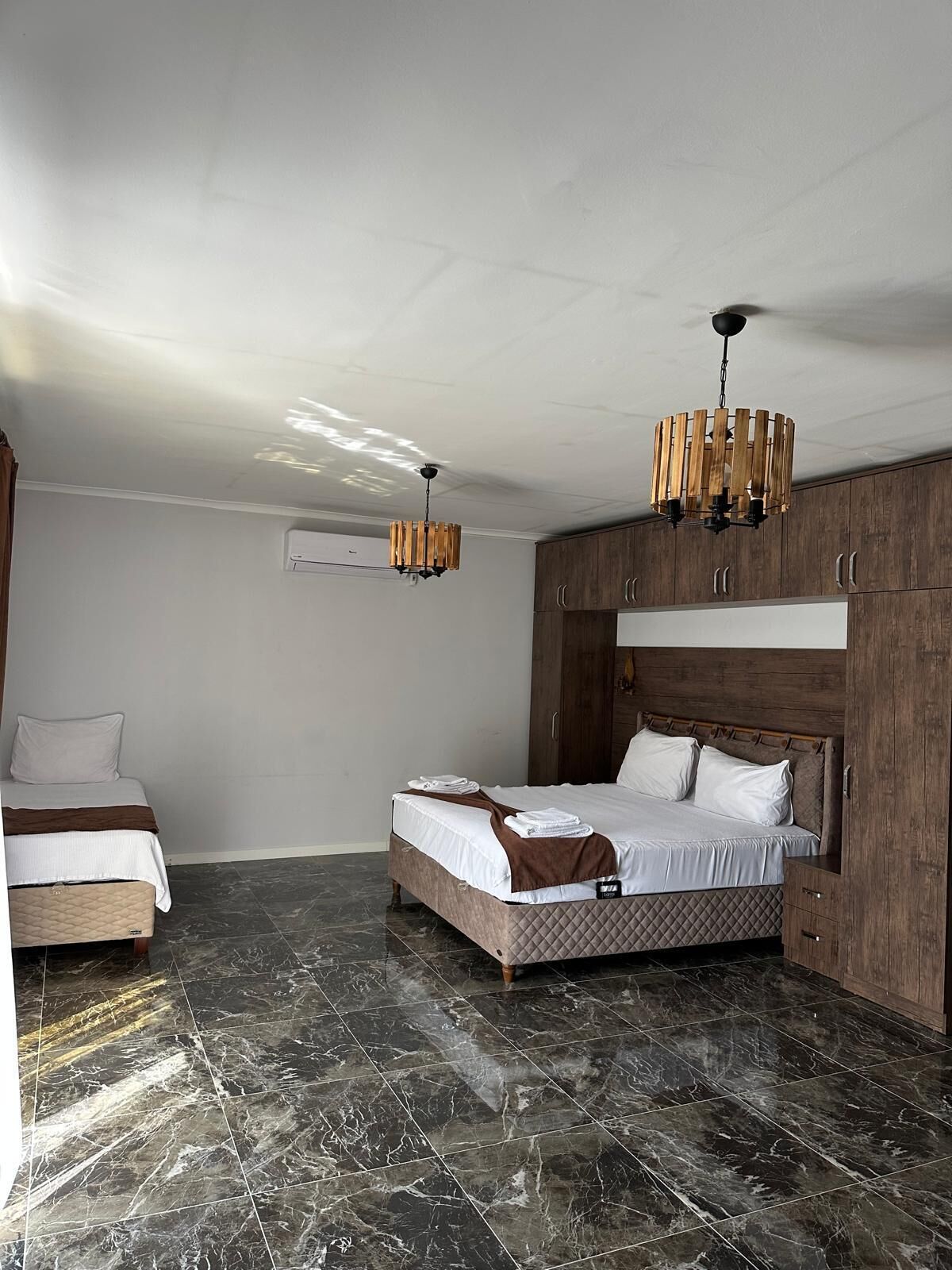 suite | 1 bedroom, premium bedding, minibar, desk