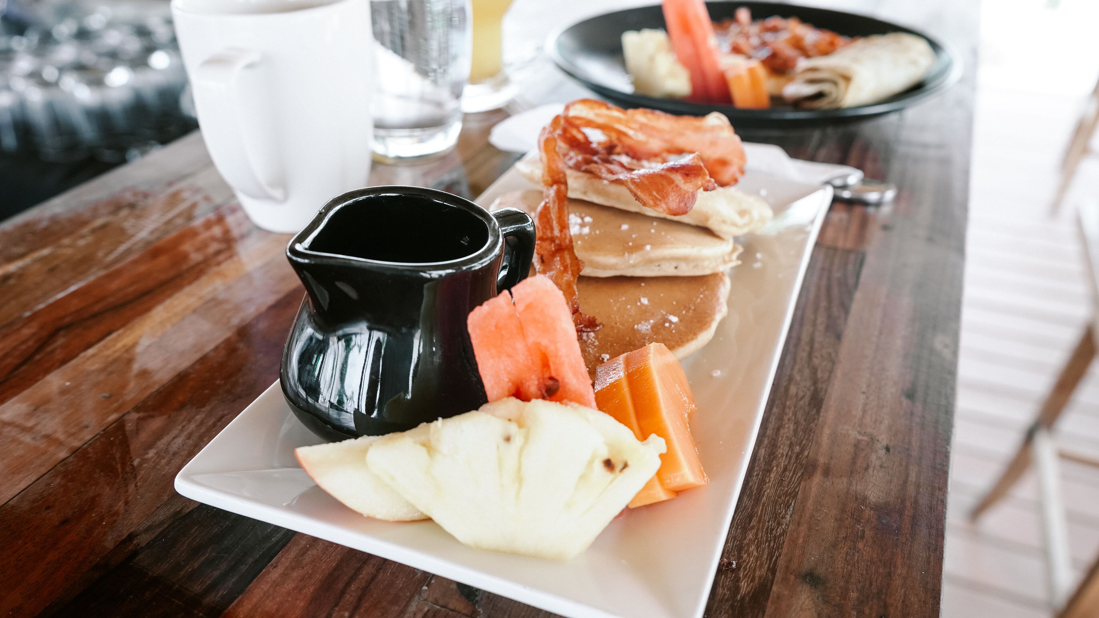 daily cooked-to-order breakfast (usd 10.00 per person)