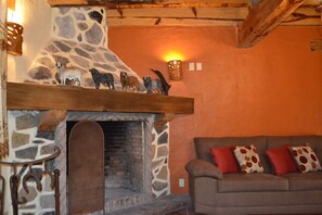 Refrigerador, horno, utensilios de cocina