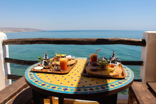 Presidential Apartment, 1 Bedroom, Sea View, Beachfront | Terrace/patio