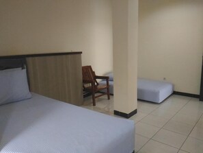 Lits pliants/supplémentaires, Wi-Fi gratuit, draps fournis