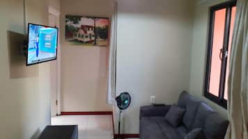 Pillowtop beds, individually decorated, individually furnished