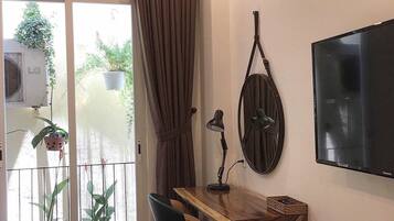 In-room safe, individually decorated, individually furnished, desk