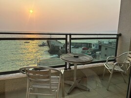 Double Room, Ocean View (Star Moon) | Terrace/patio