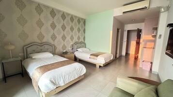 Double Room, Ocean View (Star Moon) | Desk, blackout drapes, free WiFi, bed sheets