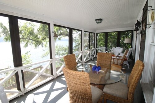 Updated East Seneca Lake Cottage 3 Miles from Watkins Glen