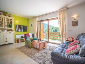 Flat-screen TV, fireplace - Lady Lavender by Interhome (Mrkopalj)