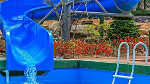 Waterslide - Amitie Pension (Jeongseon)