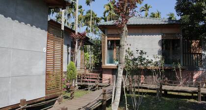 Shuizhong Yue Homestay