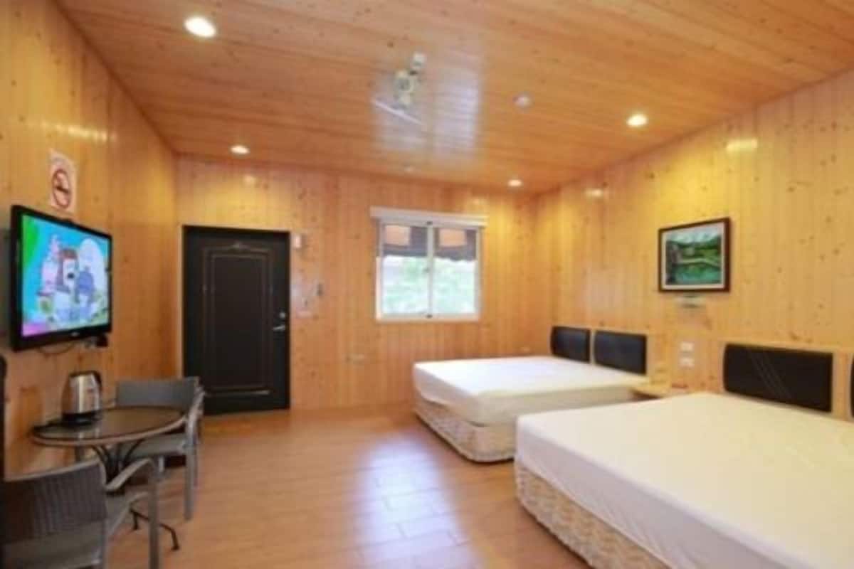 Blackout curtains, free WiFi, bed sheets