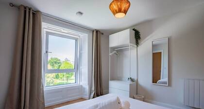 Eyre View Suites - Apt #1 - Sleeps 2