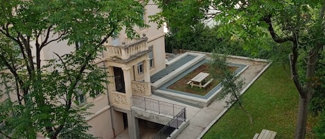 شرفة/رواق