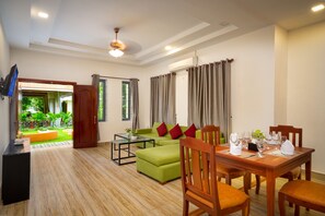 Vila superluxo | Área de estar | Smart TV