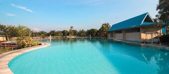 OYO 1153 Tiga Dara Hotel & Resort Syariah