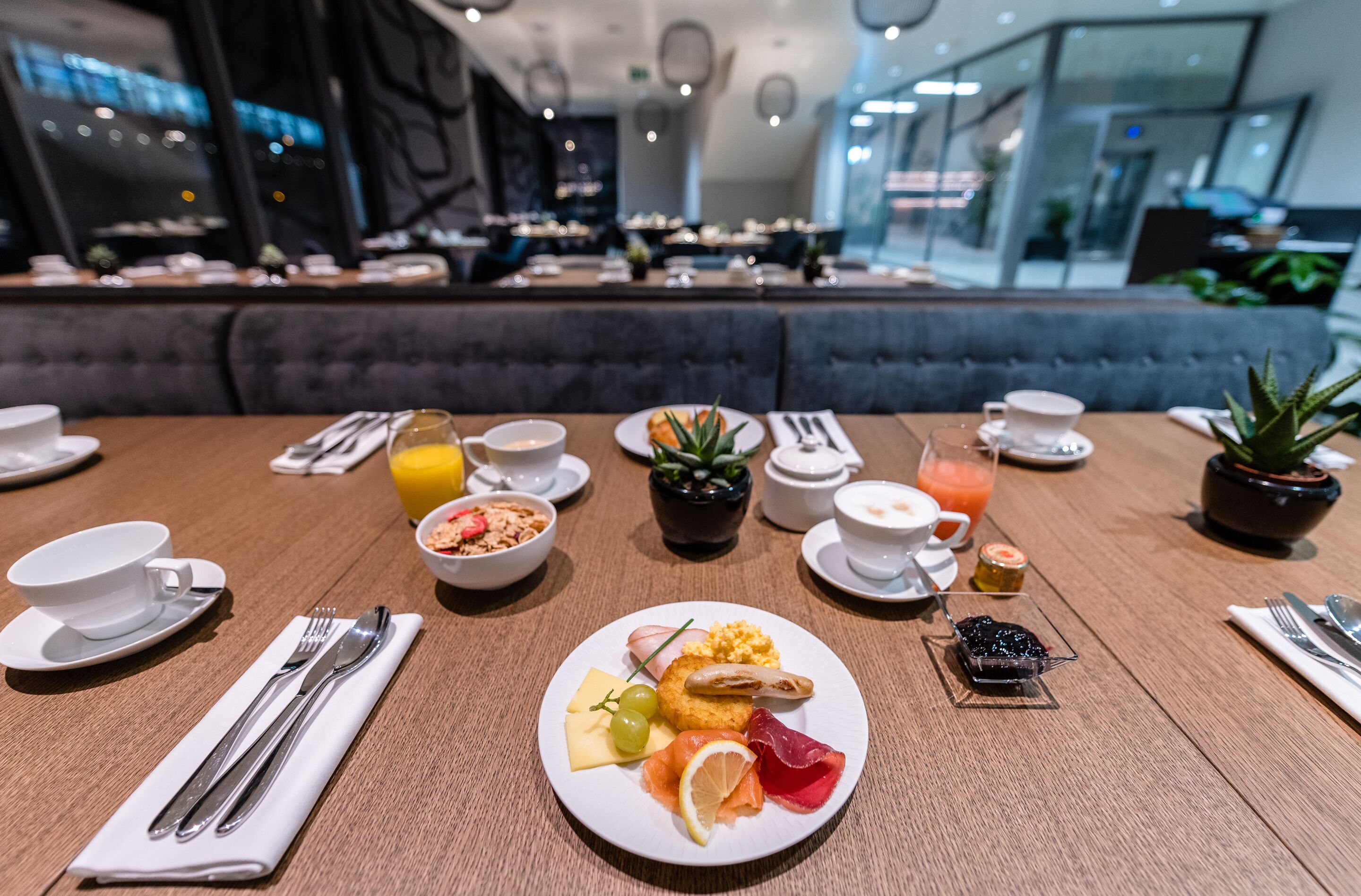 daily buffet breakfast (chf 27 per person)