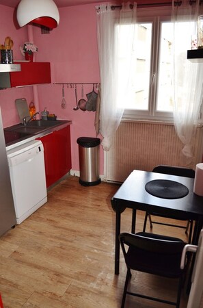 Unclassified image, 5 of 20, button - Apartment in Nevers for 6 to 8 people (Nevers)