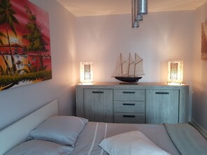 4 makuuhuonetta, Wi-Fi, vuodevaatteet