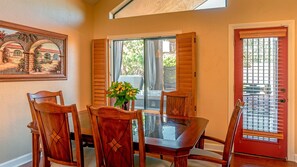 Dining - West Sedona, Walk to Sugarloaf Trls, Jacuzzi (Sedona)