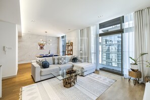 Family Apartment, 2 Bedrooms, Balcony, City View | Living area