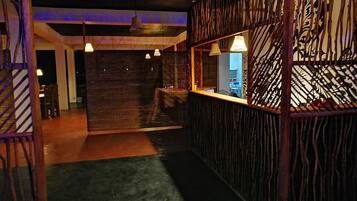 Quầy tiếp tân