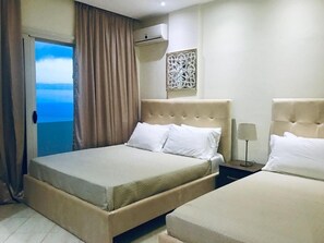 Chambre Familiale, vue mer