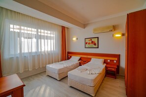 Twin Room - Akropolis Medusa Otel (Serik)