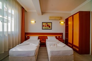 Twin Room - Akropolis Medusa Otel (Serik)