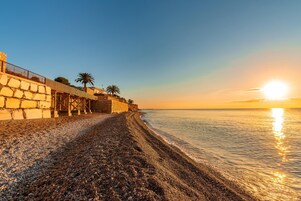 Ubicación cercana a la playa