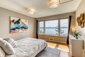 4 bedrooms, Internet, bed sheets